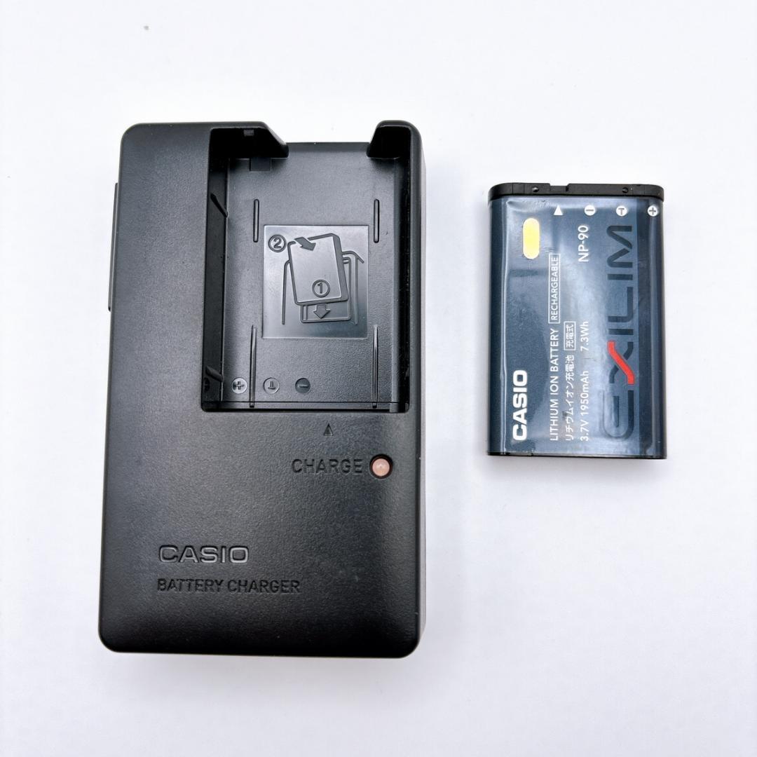 【美品】CASIO EXILIM HIGH SPEED EX-FH100