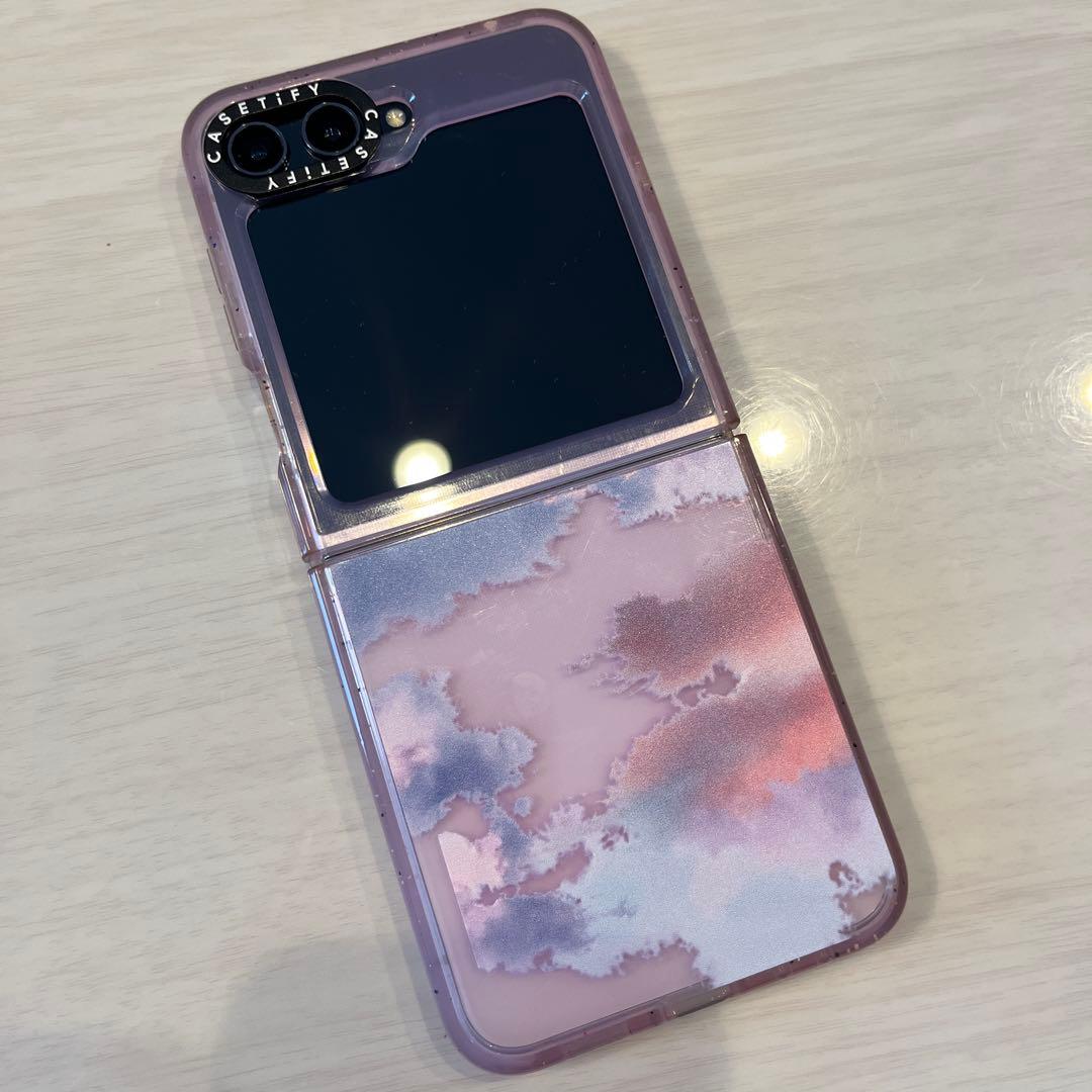 Z Flip5 256GB クリーム SIMフリー 韓国版 折り目表示不良あり