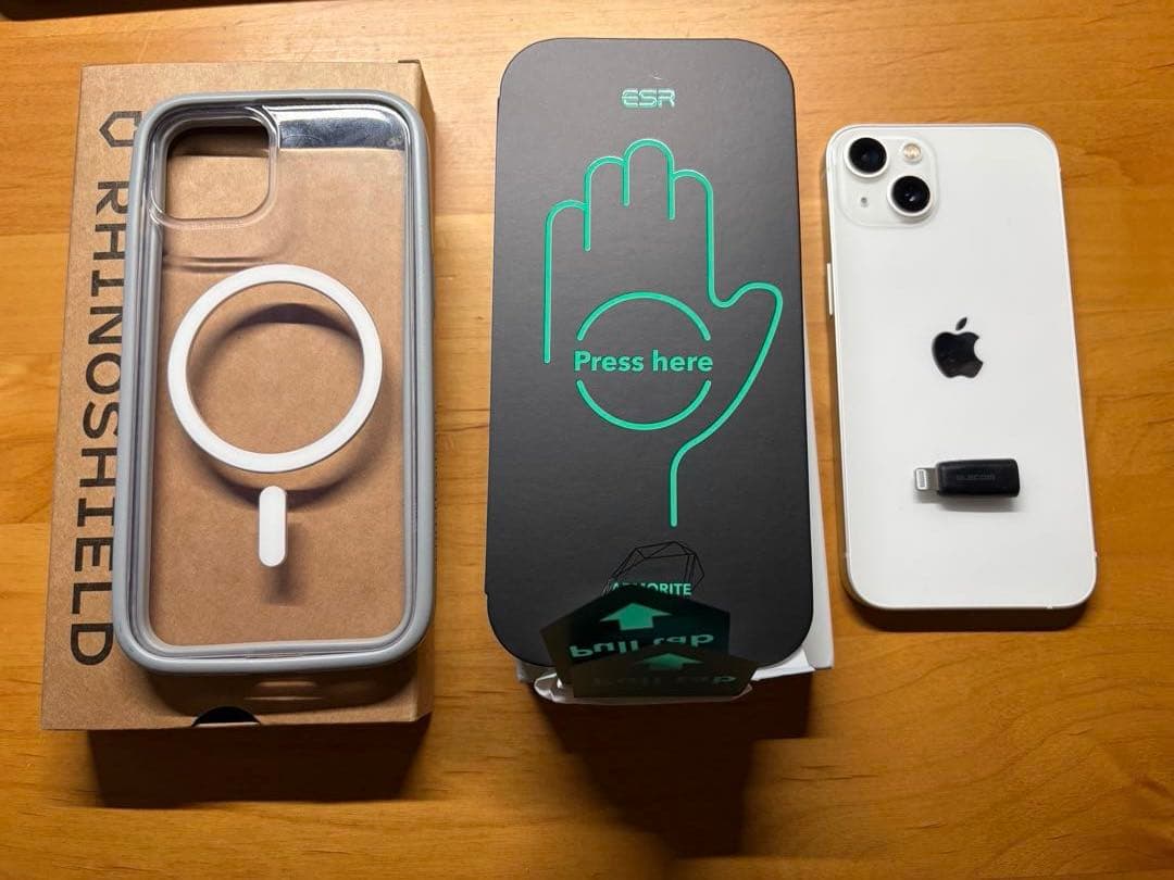 美品 iPhone13 256GB スターライト SIMフリー おまけ付き