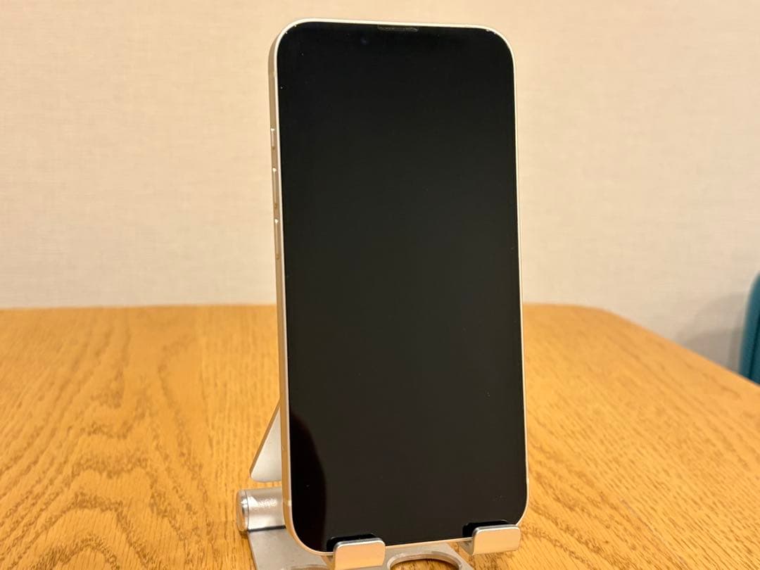 美品 iPhone13 256GB スターライト SIMフリー おまけ付き