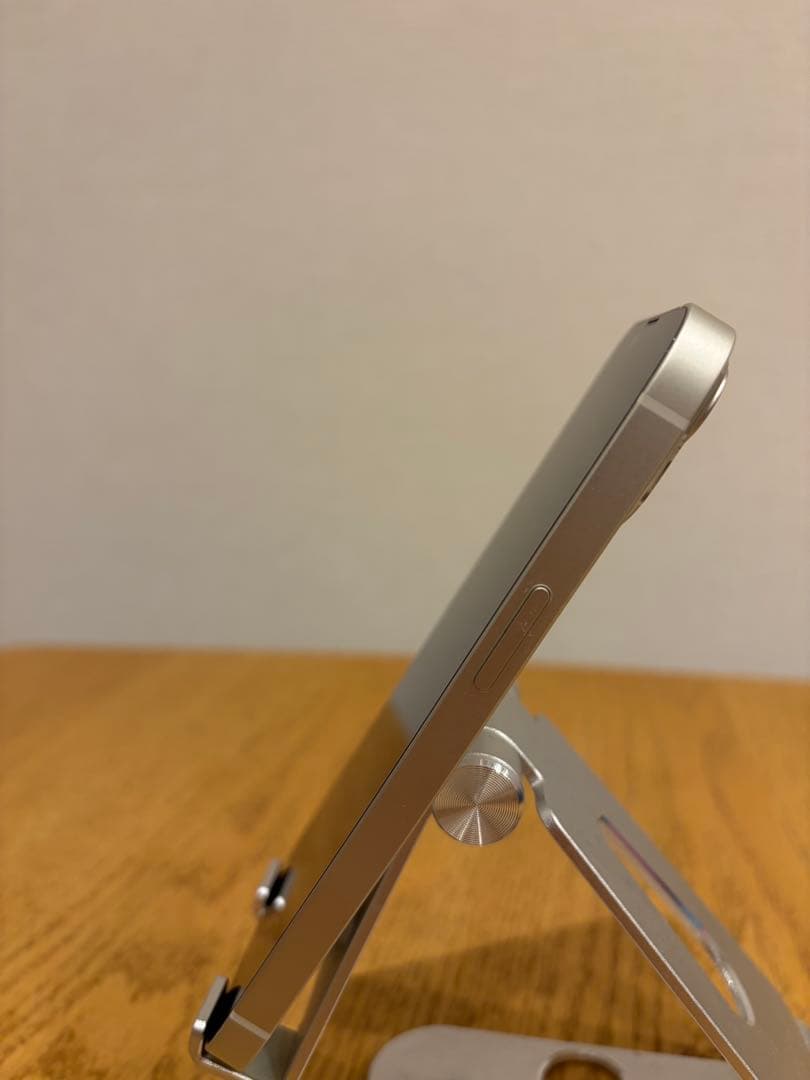 美品 iPhone13 256GB スターライト SIMフリー おまけ付き