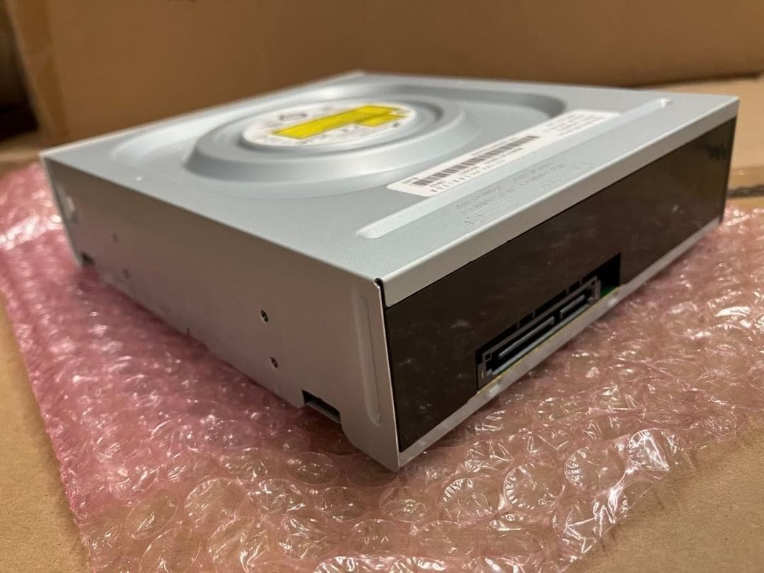 【未使用】HLDSスーパーマルチDVDドライブ ソフト付GH24NSD5ホワイト
