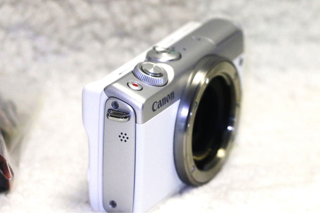 ⭐️美品⭐️ Canon EOS M100
