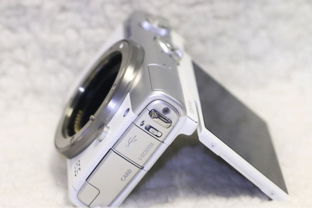 ⭐️美品⭐️ Canon EOS M100