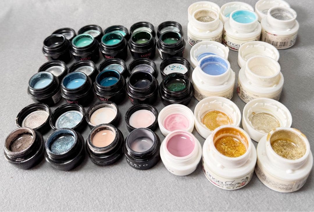 ⭐︎お得中古⭐︎カラージェル43個セット　サロン開業　セルフネイル　Ann Gel