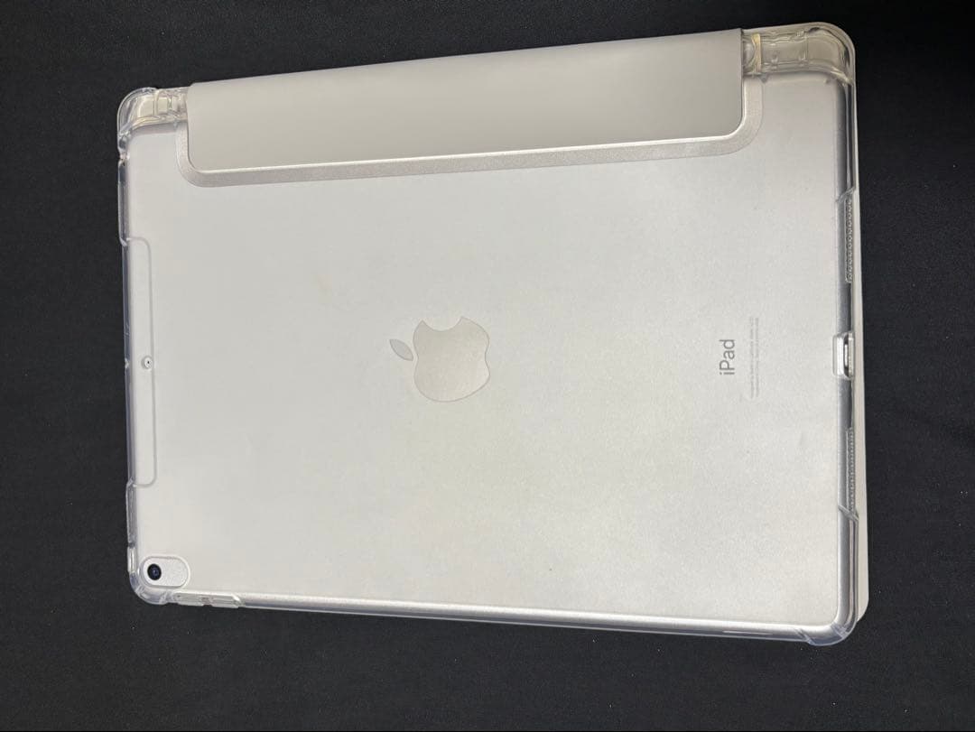 iPad Air 第三世代 Wi-Fi 64GB シルバー ケース付