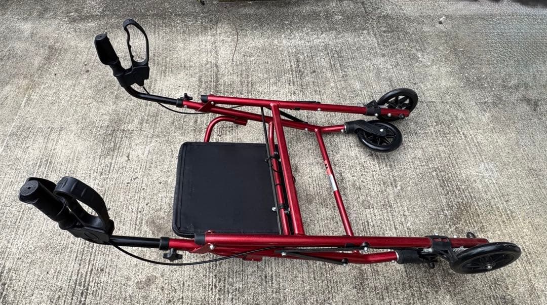 歩行器 メーカー ''Healthmeans walker''