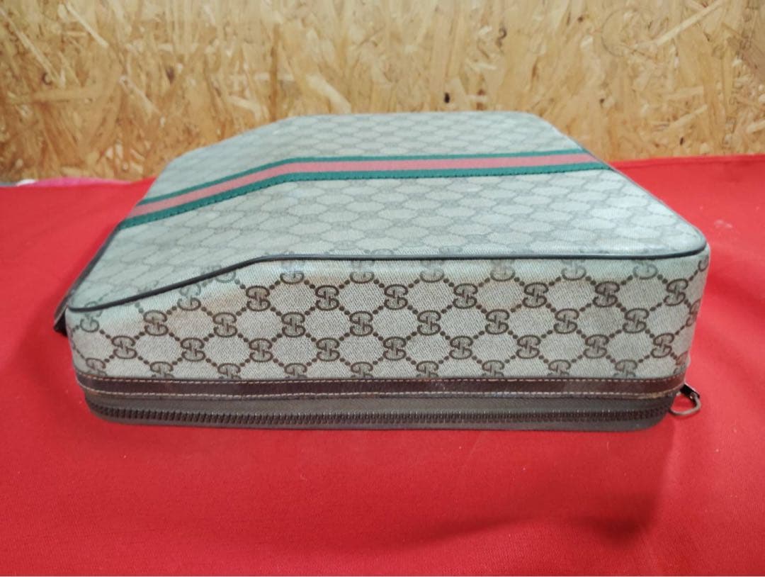 グッチ オリベッティ コラボ タイプライター レッテラ32 GUCCI レア