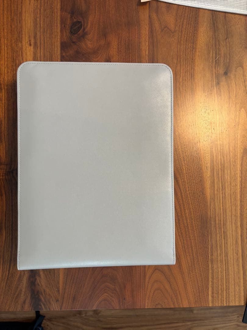 MacBook Air M1 8GB/256GB バッテリー96%