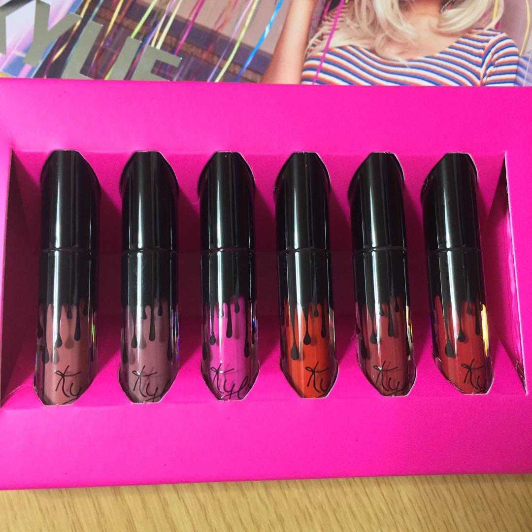 口紅 Kylie HELLO 21 Lip Set