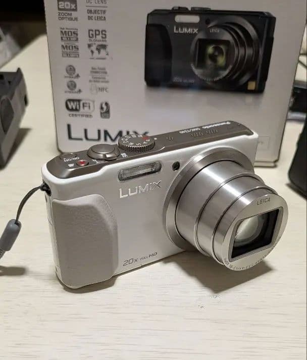 Panasonic DMC-TZ40 デジタルカメラ 専用純正ケース装着