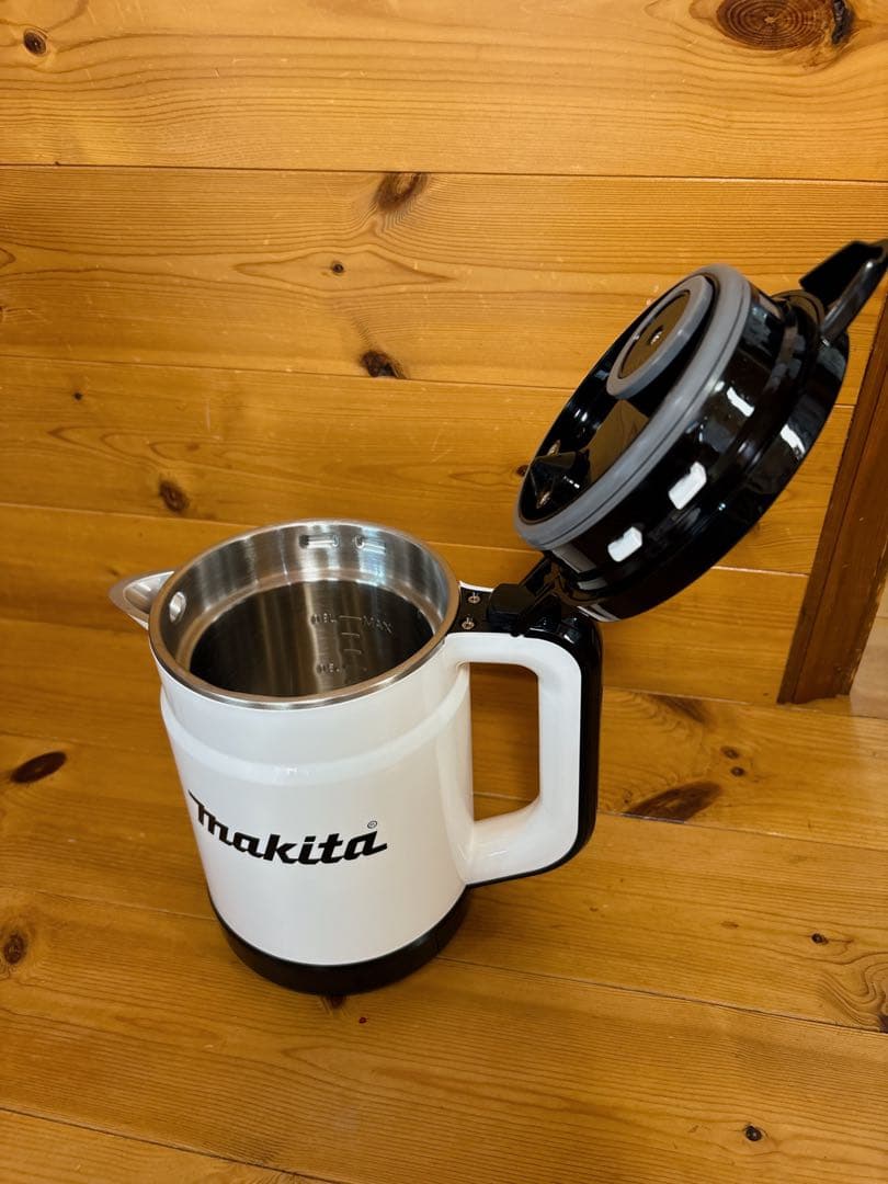 【超美品】マキタ KT360DZW 電気ケトル 0.8L ホワイト