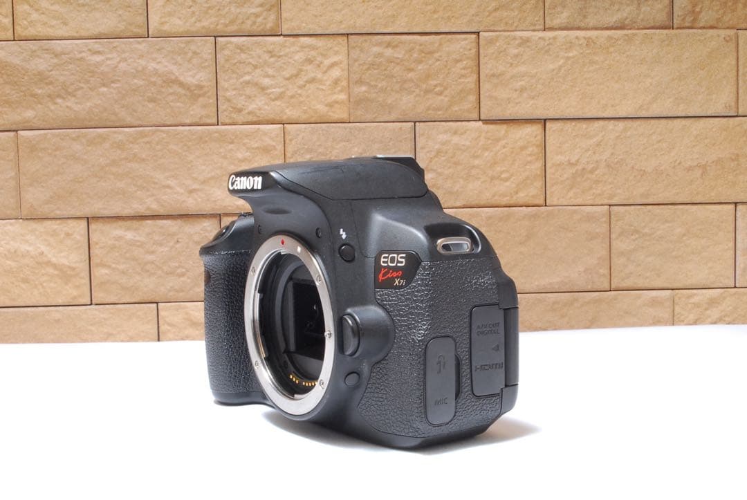 Canon Kiss X7i バリアングル液晶 初心者おすすめ 届いてすぐ使える