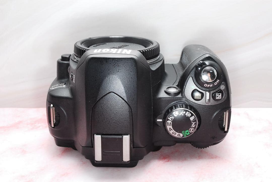 入門機にぴったり❤️Nikon D40★一眼レフ★初心者おすすめ★スマホ転送