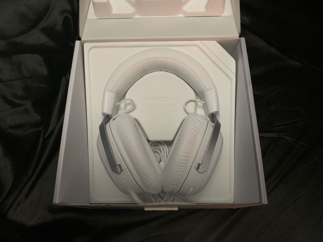 ヘッドホン Hyperx Cloud III Gaming Headset - White