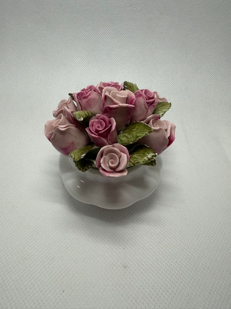 ヴィンテージ　ロイヤルアルバート　美しい薔薇　陶花　イギリス　英国　バラ　陶器