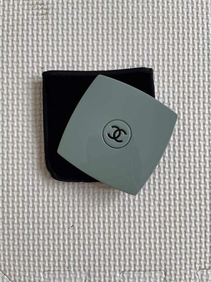 ギフトにも♡限定カラー　CHANEL ミラー