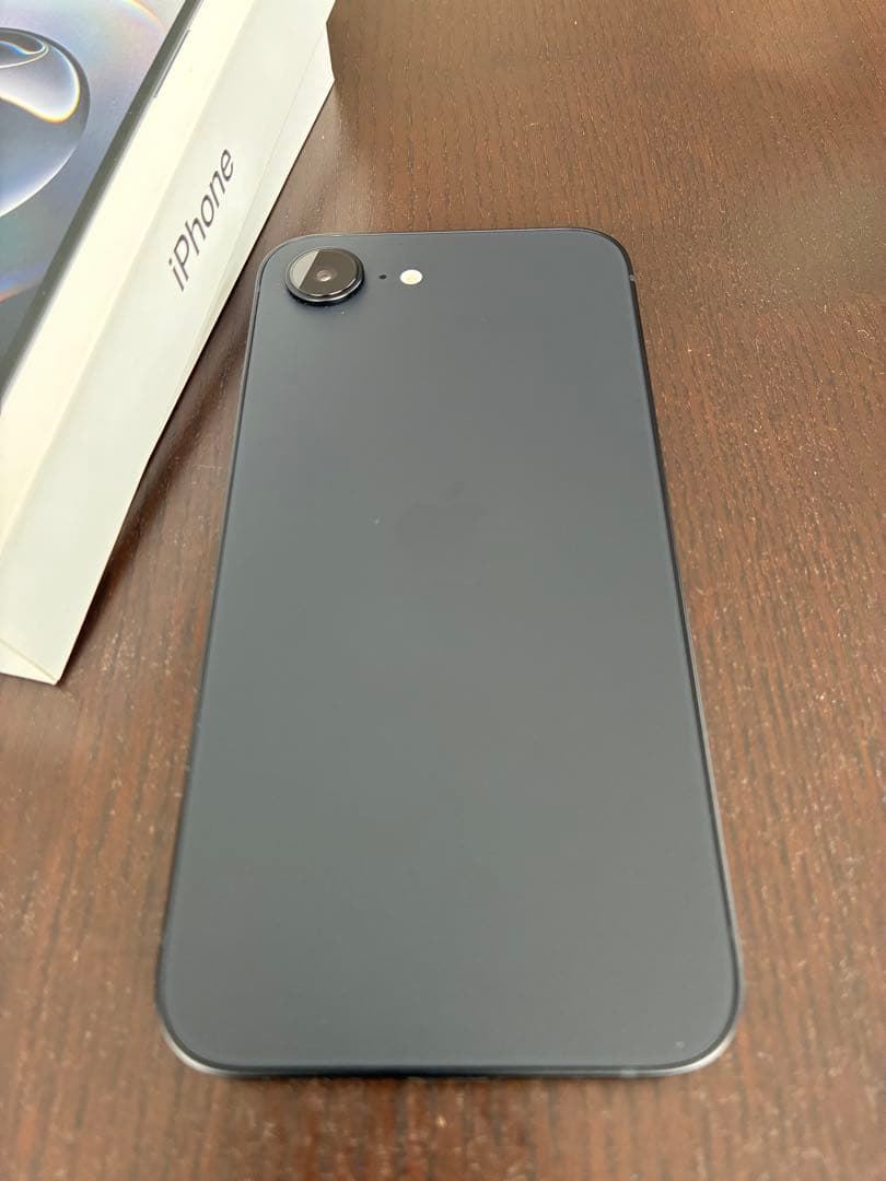 iPhone 16e ブラック 本体 箱付き