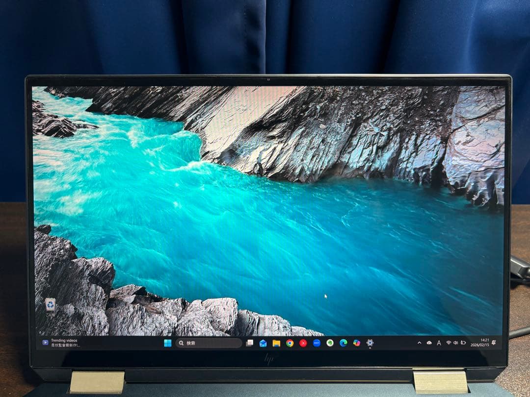 【美品】HP Spectre x360 13-aw0xxx