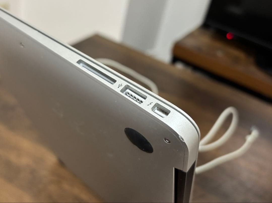 MacBook本体 MacBook Air (13-inch, Early 2014)