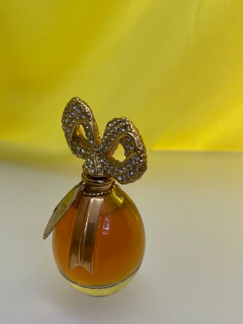 希少品】エリザベステイラー ホワイトダイヤモンド 7.5ml パルファム です。