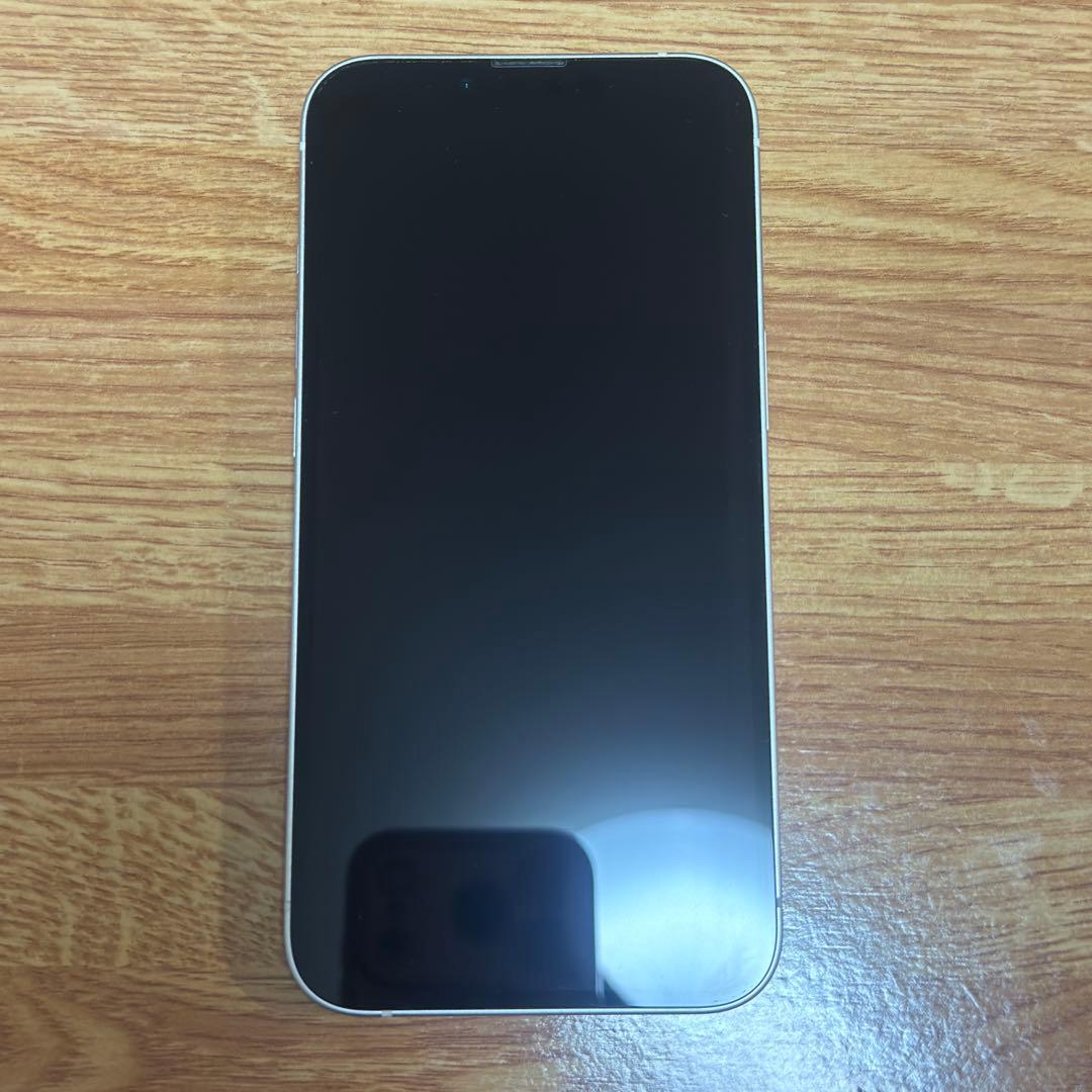 【美品】iPhone13 本体 スターライト 128GB SIMフリー