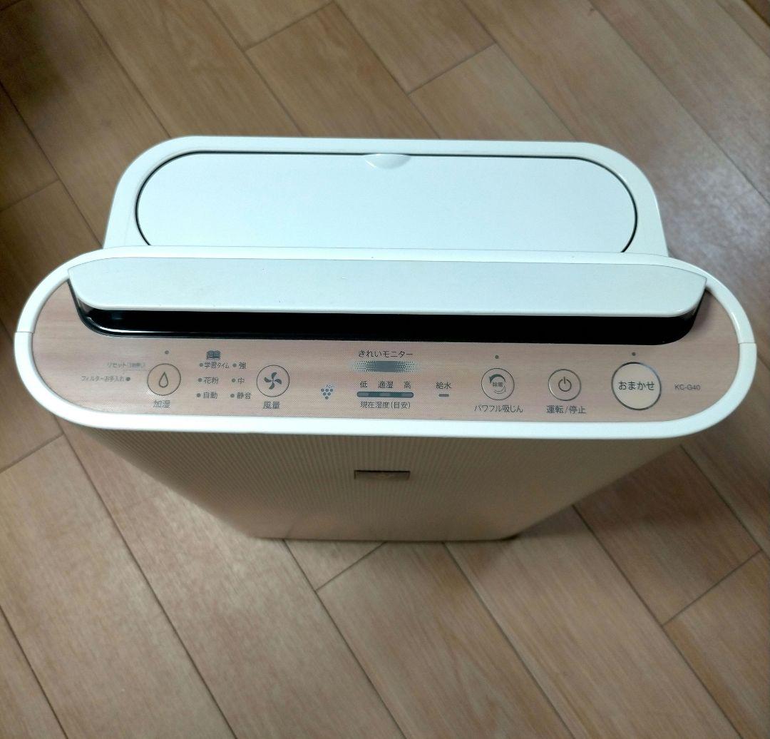 シャープ　加湿空気清浄機　KC-G40-W