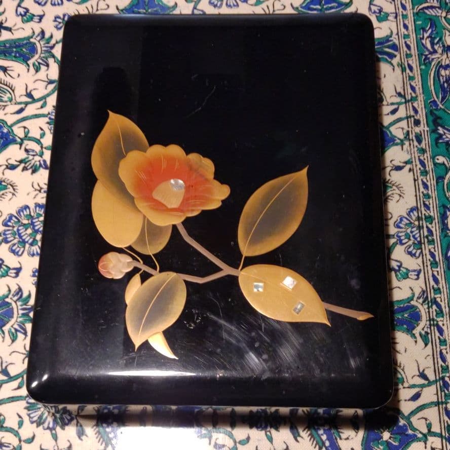 渭原端渓石　硯石（龍彫り)中国書画墨付き