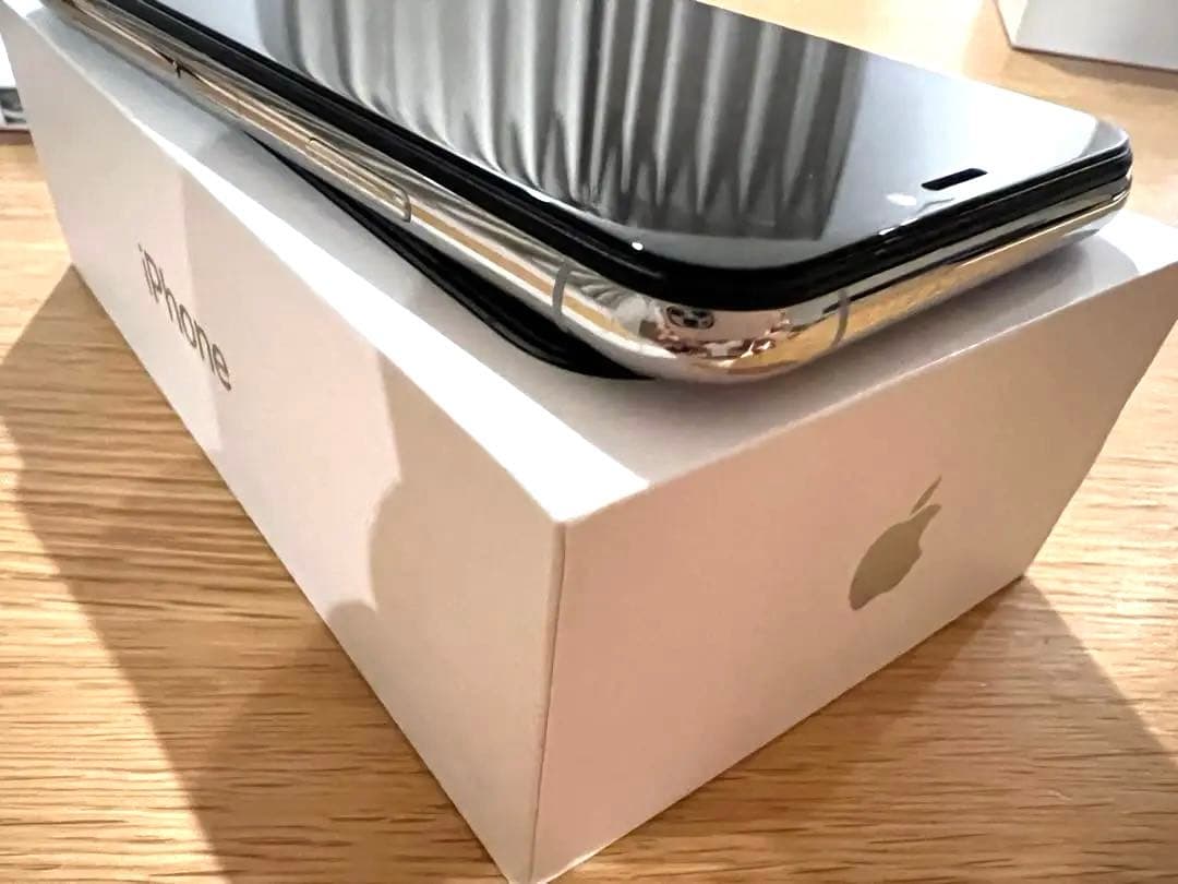 【美品】iPhoneXS 256GB 付属品全てあり