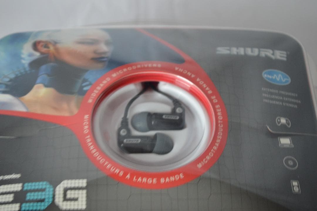 【新品未開封】Shure シュアー　インイヤ型イヤホンE3g