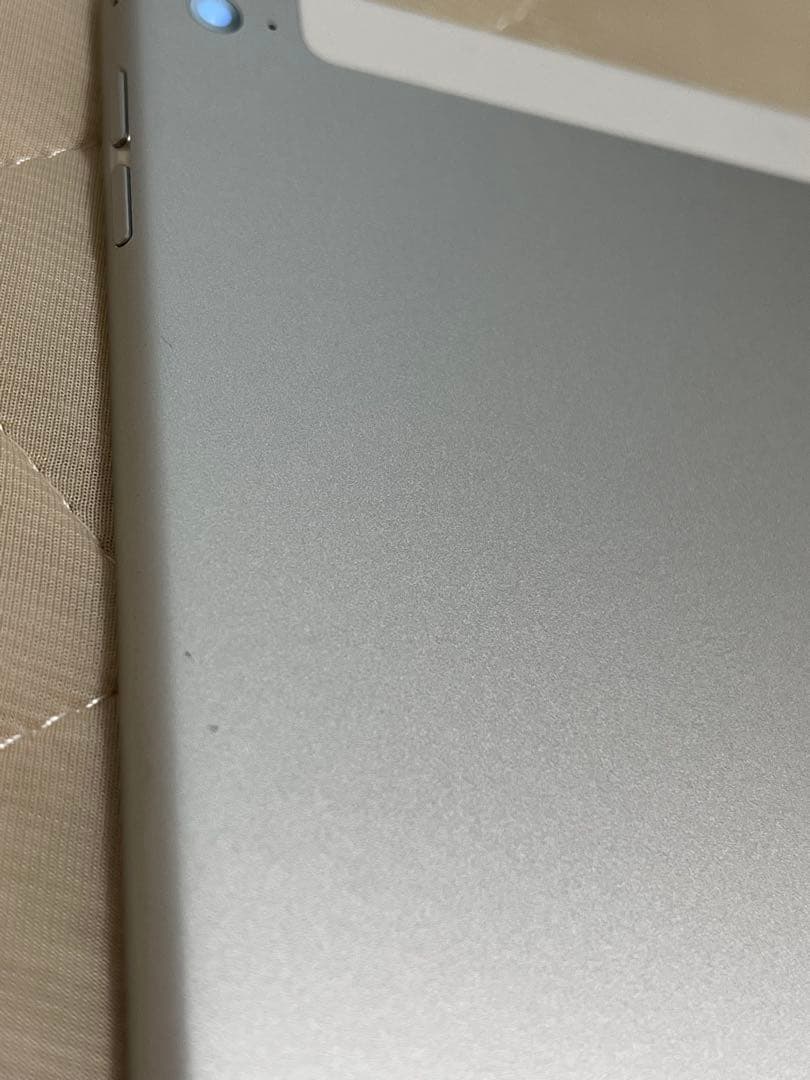 iPad Air2 第2世代 16GB A1567 ケース付き　スペースグレイ