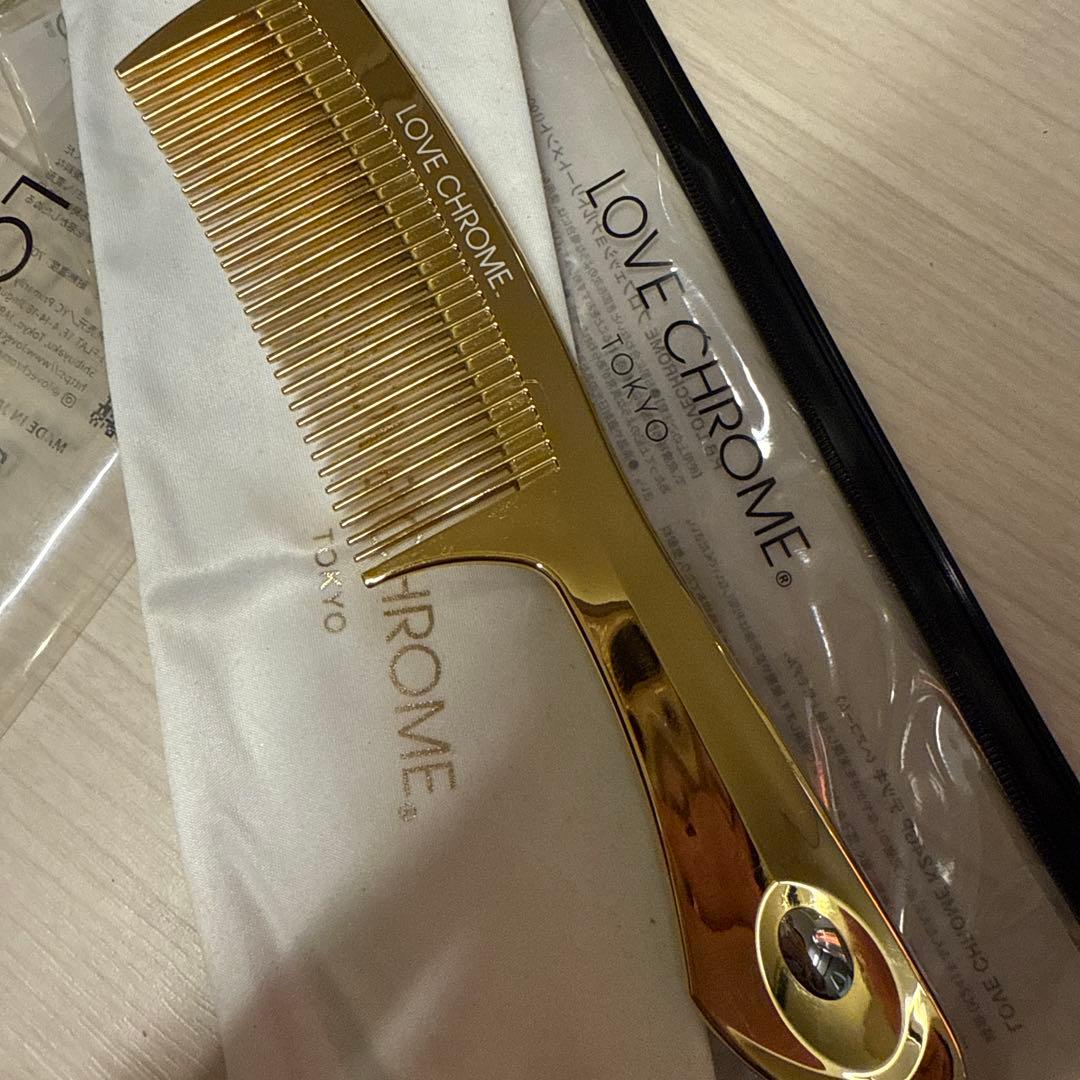 LOVE CHROME K24GP テツキ　ヘアコーム　ラブクロム