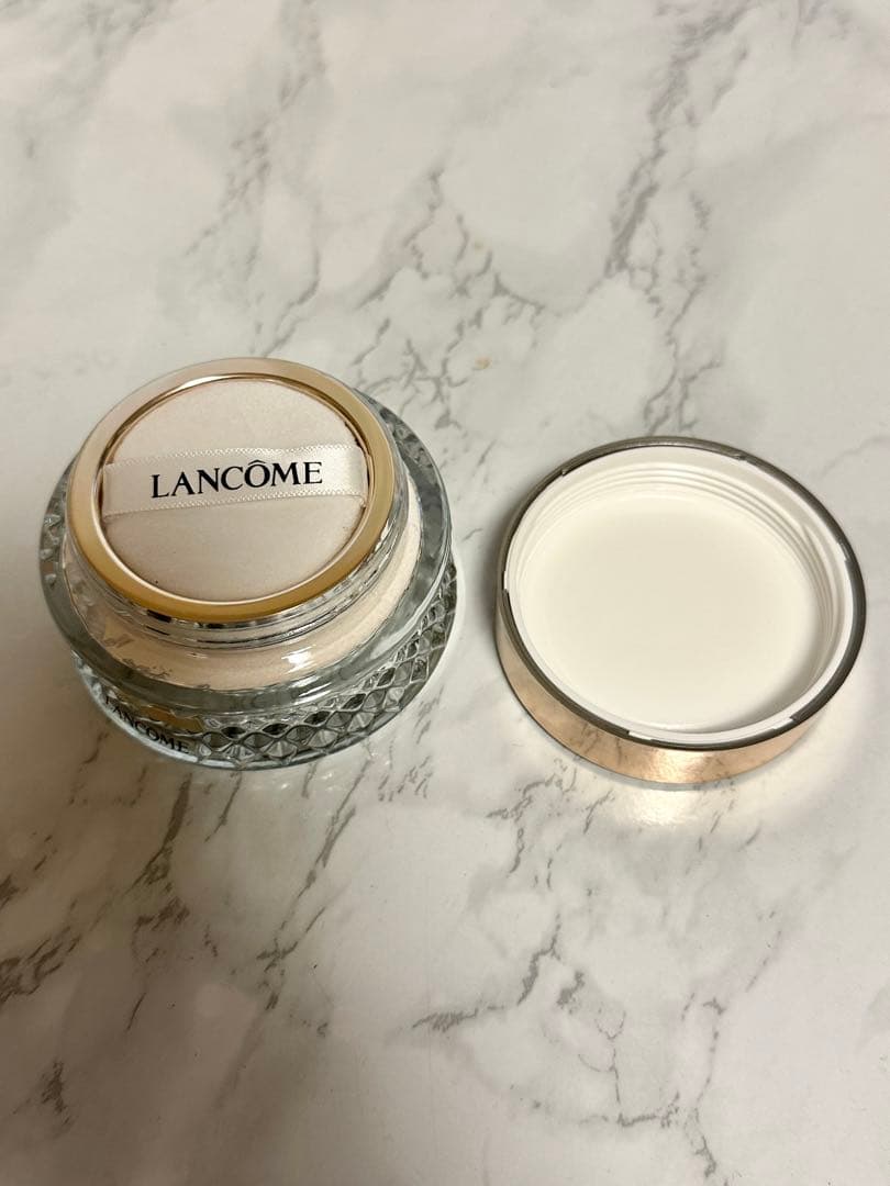LANCOME アプソリュエッセンスイン　パウダー