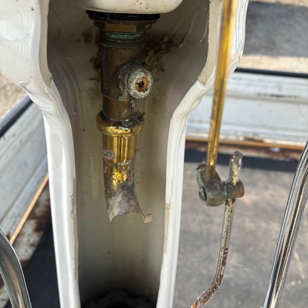 アンティーク 洗面台 陶器製 真鍮水栓