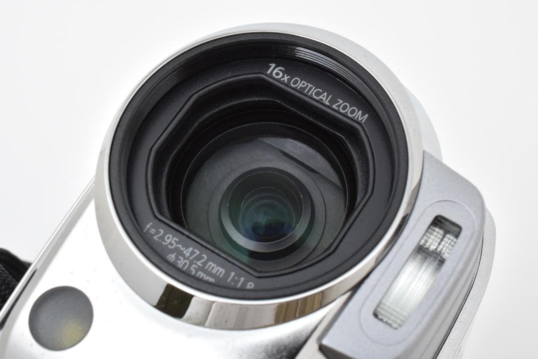 美品　パナソニック　Panasonic HDC-TM30 シルバー ＃A250