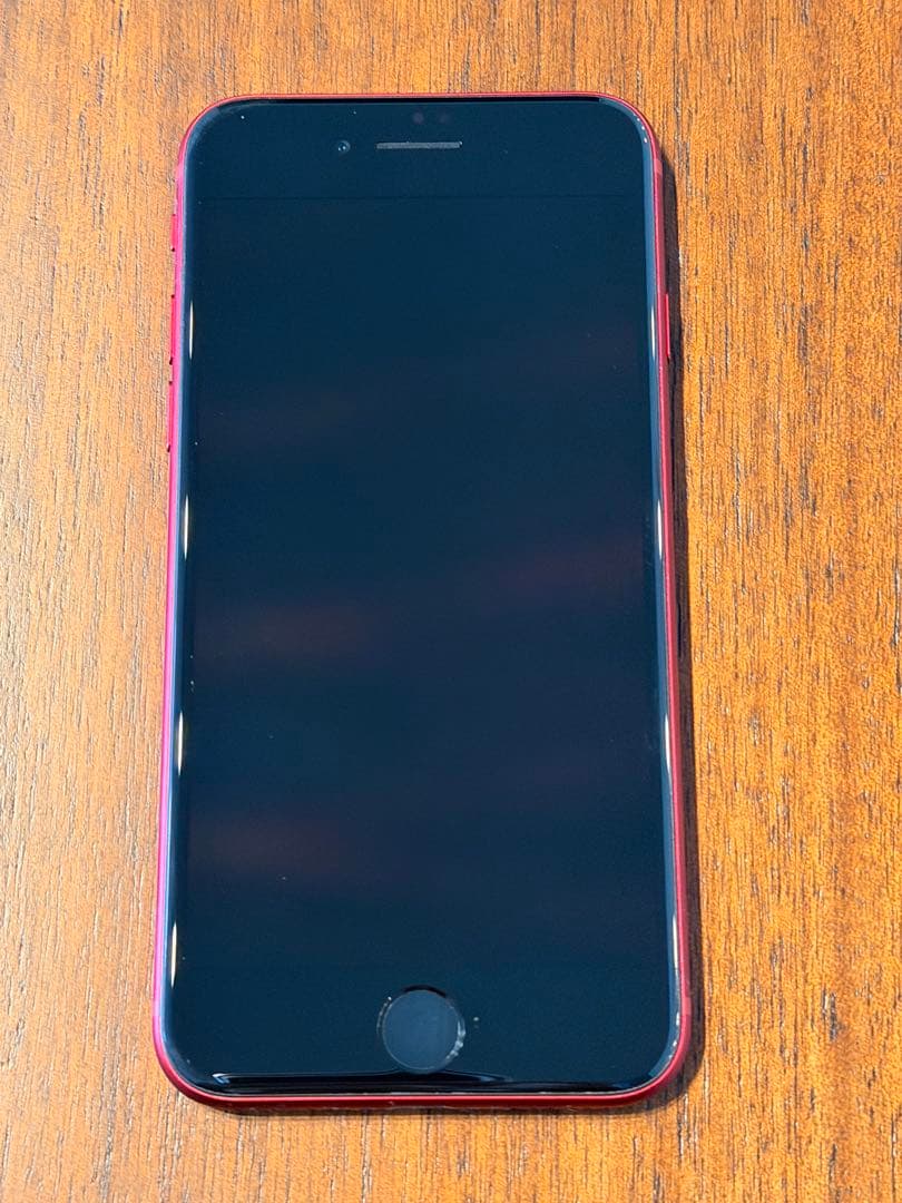 Apple iPhone SE第3世代 (レッド) 本体