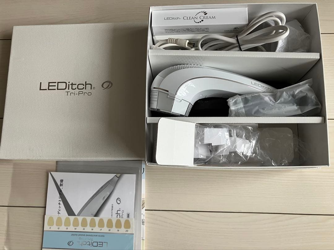 LEDitch Tri-Pro 美顔器　美肌　美毛