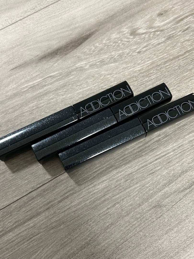 ADDICTIONまとめ売りアイシャドウチークリップマスカラお買い得21点