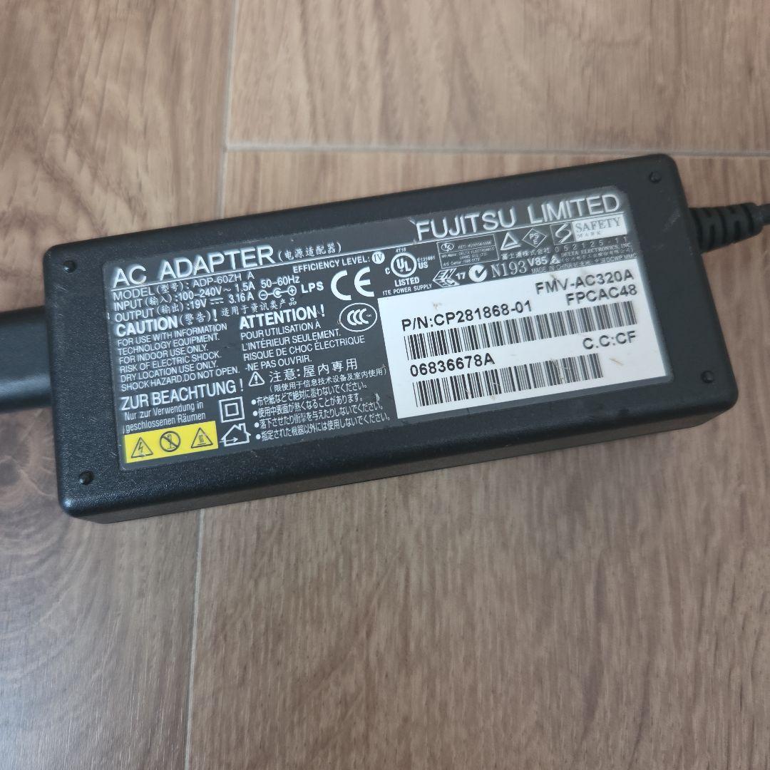 Fujitsu LIFEBOOK e756/P 15.6インチ 動作品