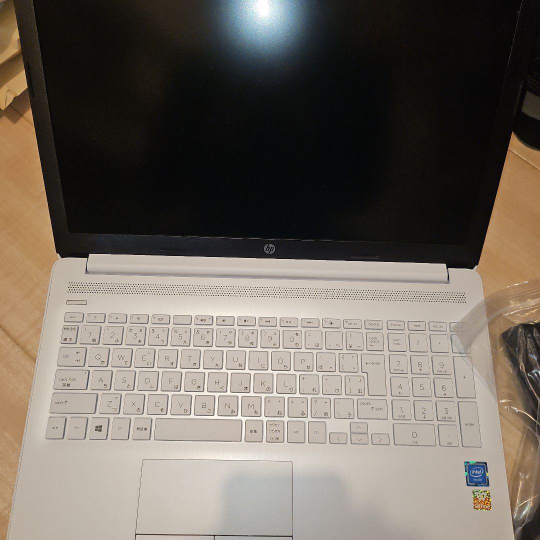HP ノートパソコン　ホワイト
