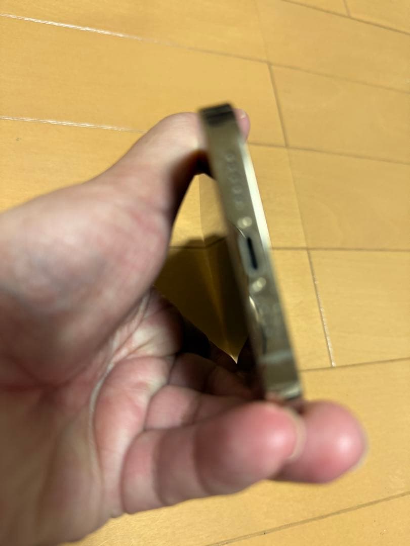 本日発送(〜22:00)可　iPhone13 pro 128gb ゴールド　美品