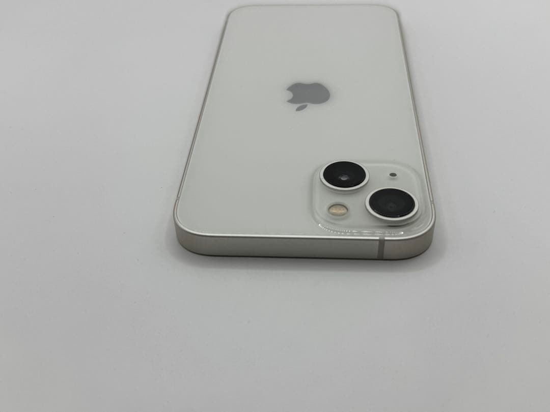 ◆Apple iPhone 13 128GB スターライトSIMロック解除済み◆