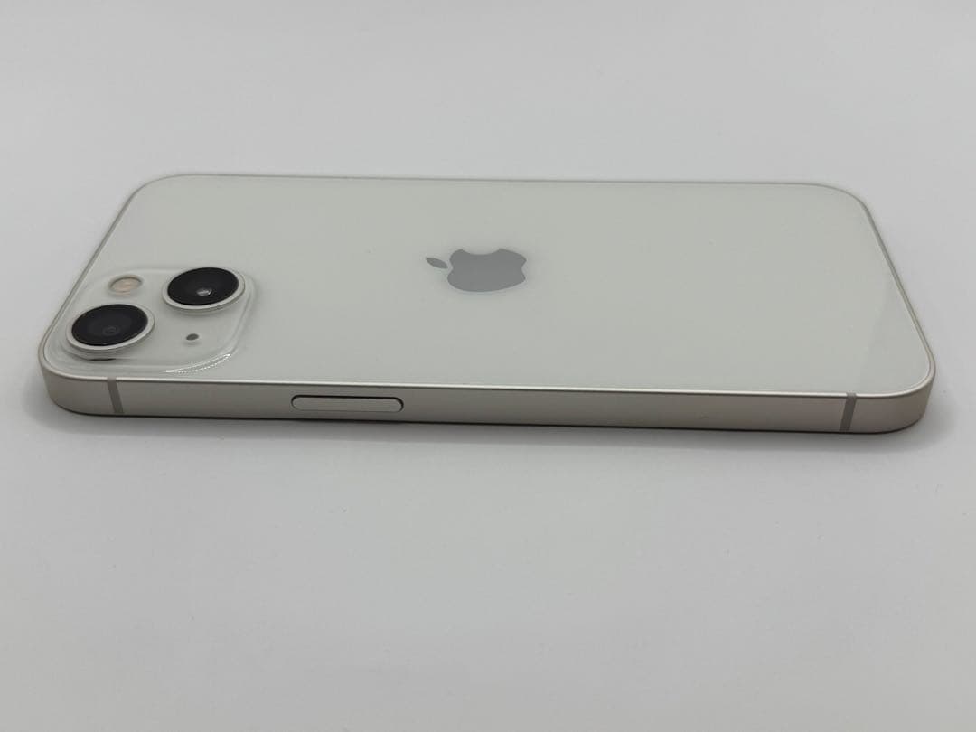 ◆Apple iPhone 13 128GB スターライトSIMロック解除済み◆