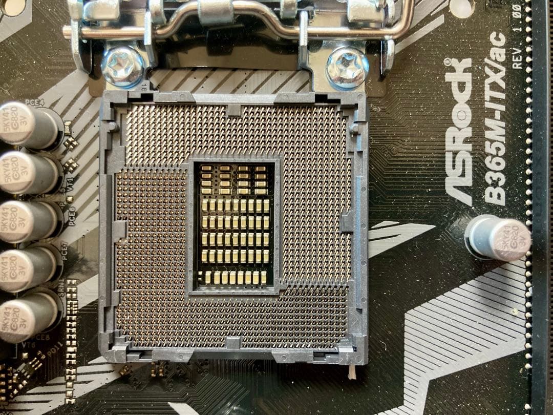 ASRock B365M-ITX/ac マザーボード