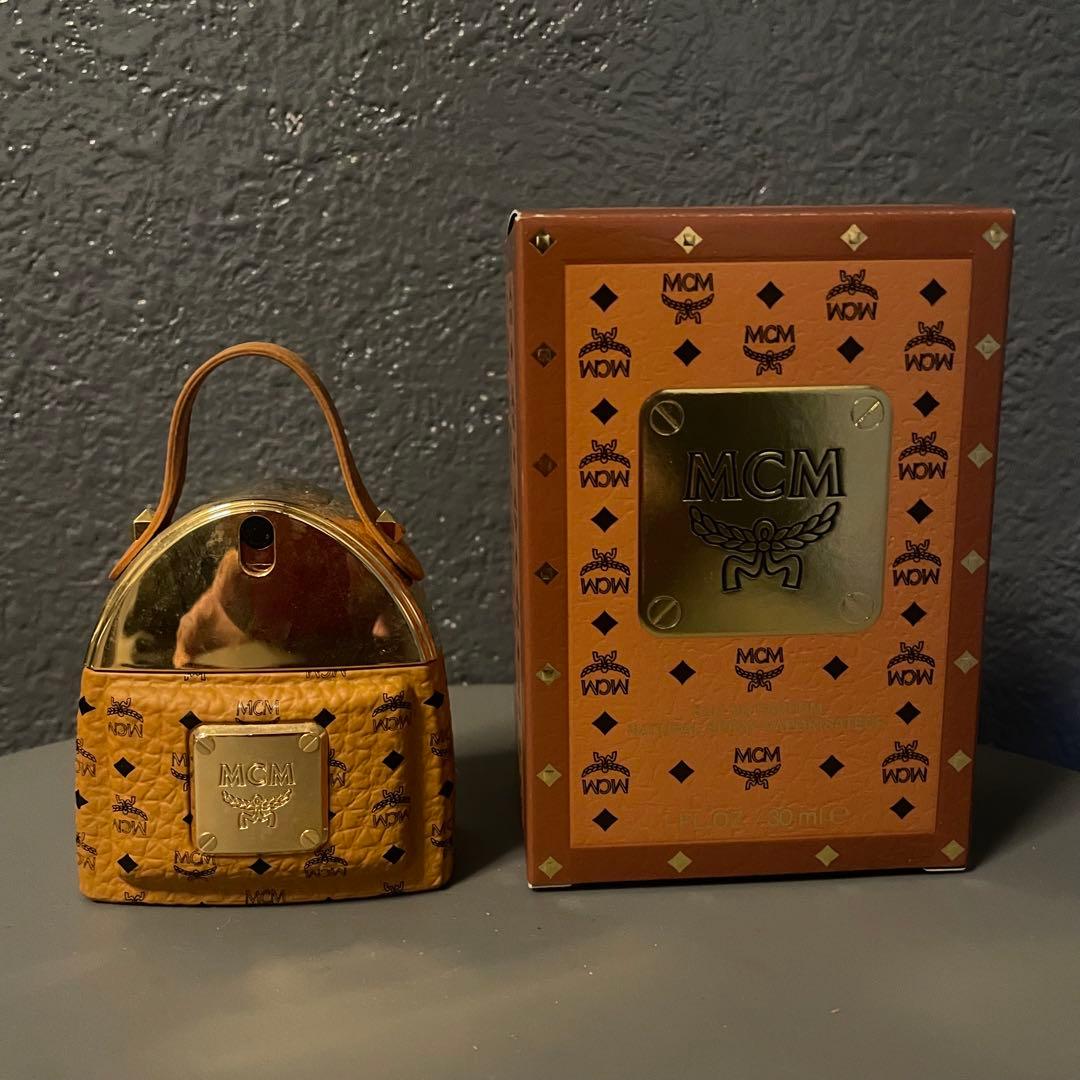 MCM オードパルファム 30ml 箱付き　バッグチャーム　フルーティフローラル