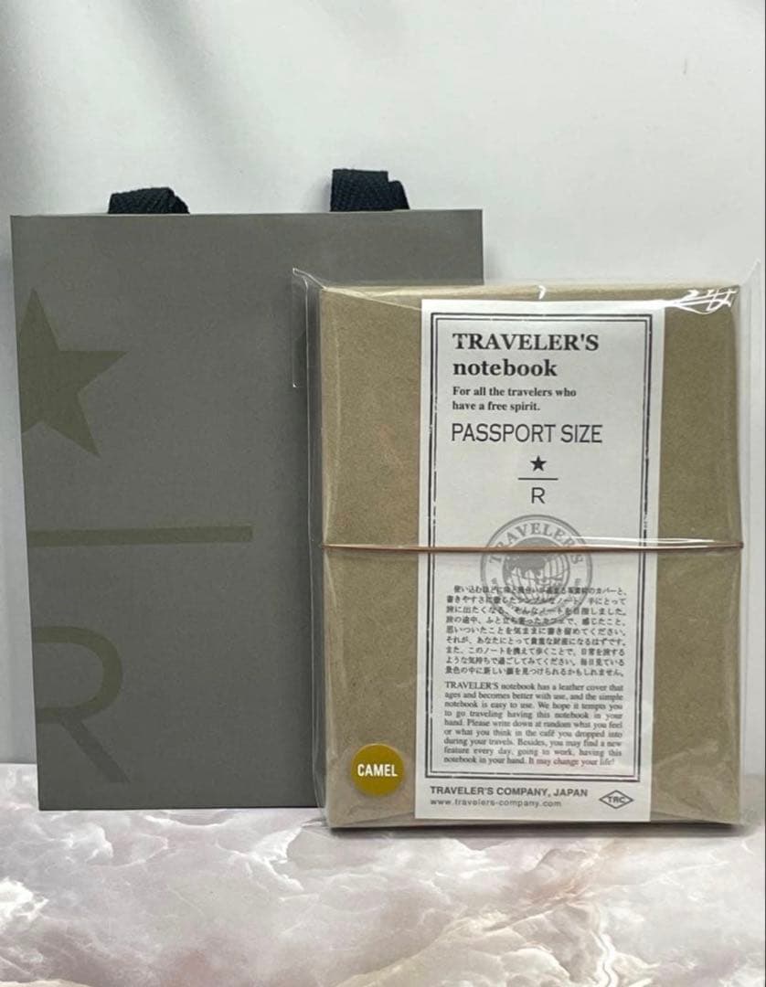 TRAVELER'S FACTORY パスポートサイズ キャメル　ブラスクリップ