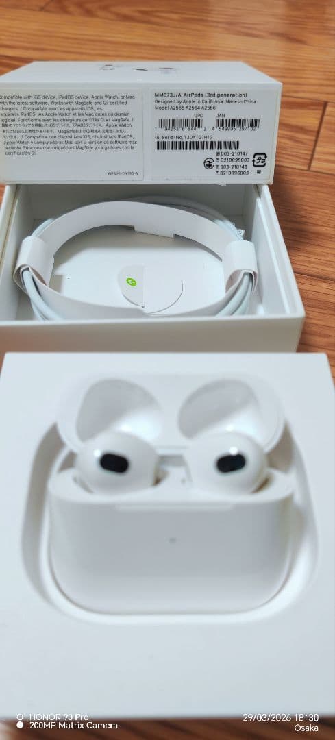 AirPods Pro1& Airpods 3どちらのセットも問題なく使えます。