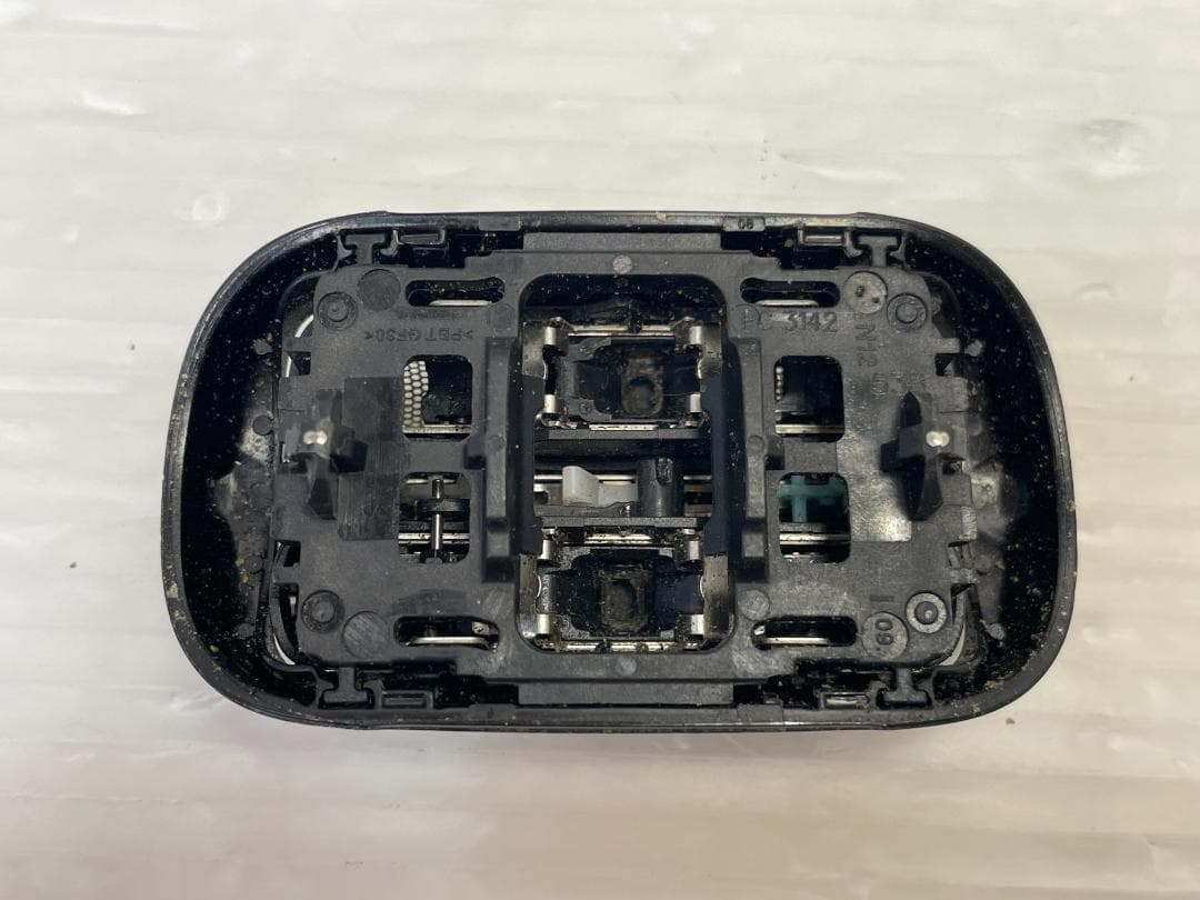 ★動作〇★ BRAUN S6 電気 シェーバー ブラウン 洗浄機 洗浄液 付 ②