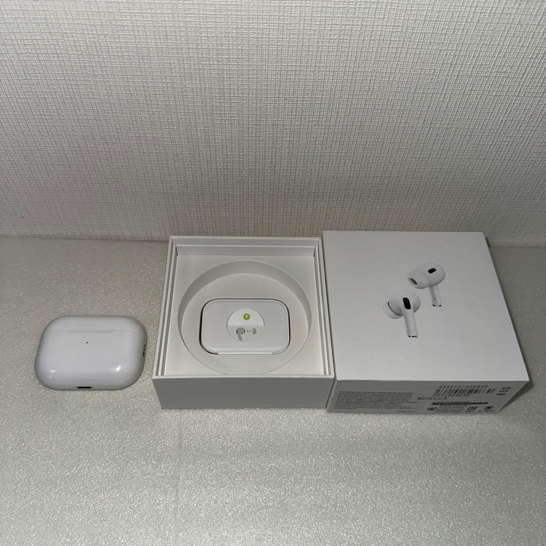 Apple AirPods Pro 第２世代 ホワイト イヤホン 純正 即日発送