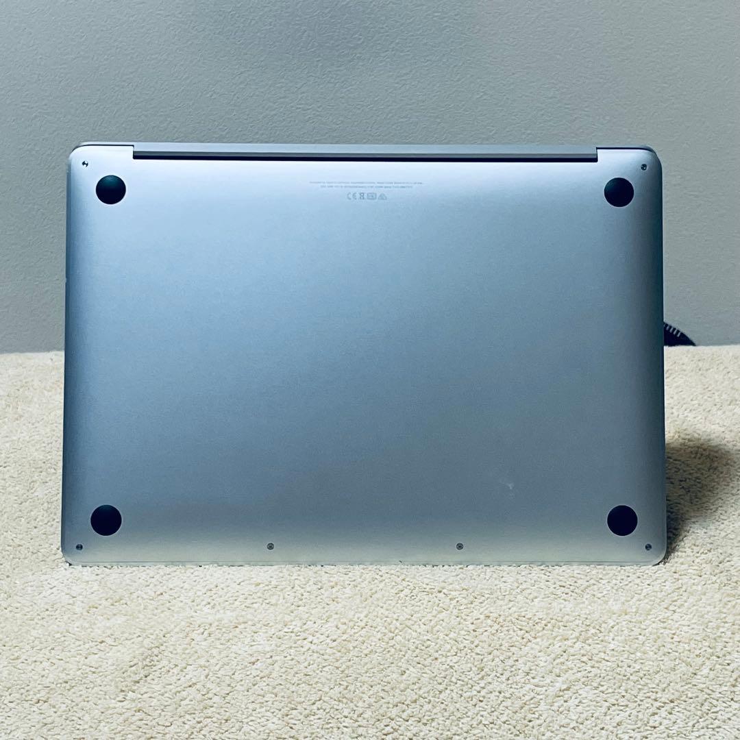 【美品】Apple　MacBook Pro 13-inc 2020 充放電25回